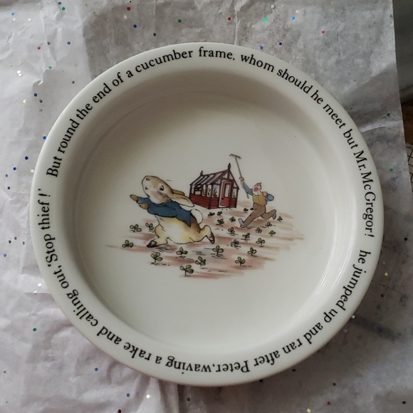 (2) Wedgwood Peter Rabbit Cup and Porridge Bowl - Picture 7 of 16